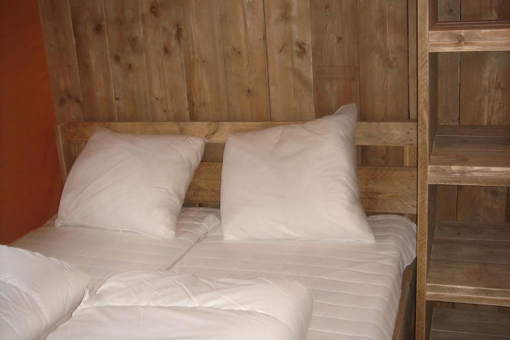 Camping De La Bonnette Caylus Oda fotoğraf